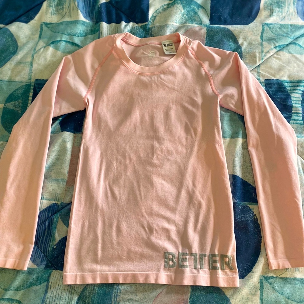 Betterbodies light pink longsleeve shirt